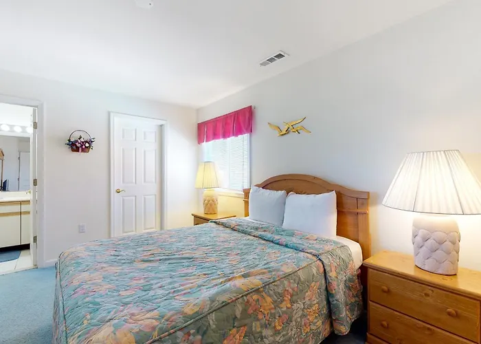 Apartment Harbour Towne 204a *